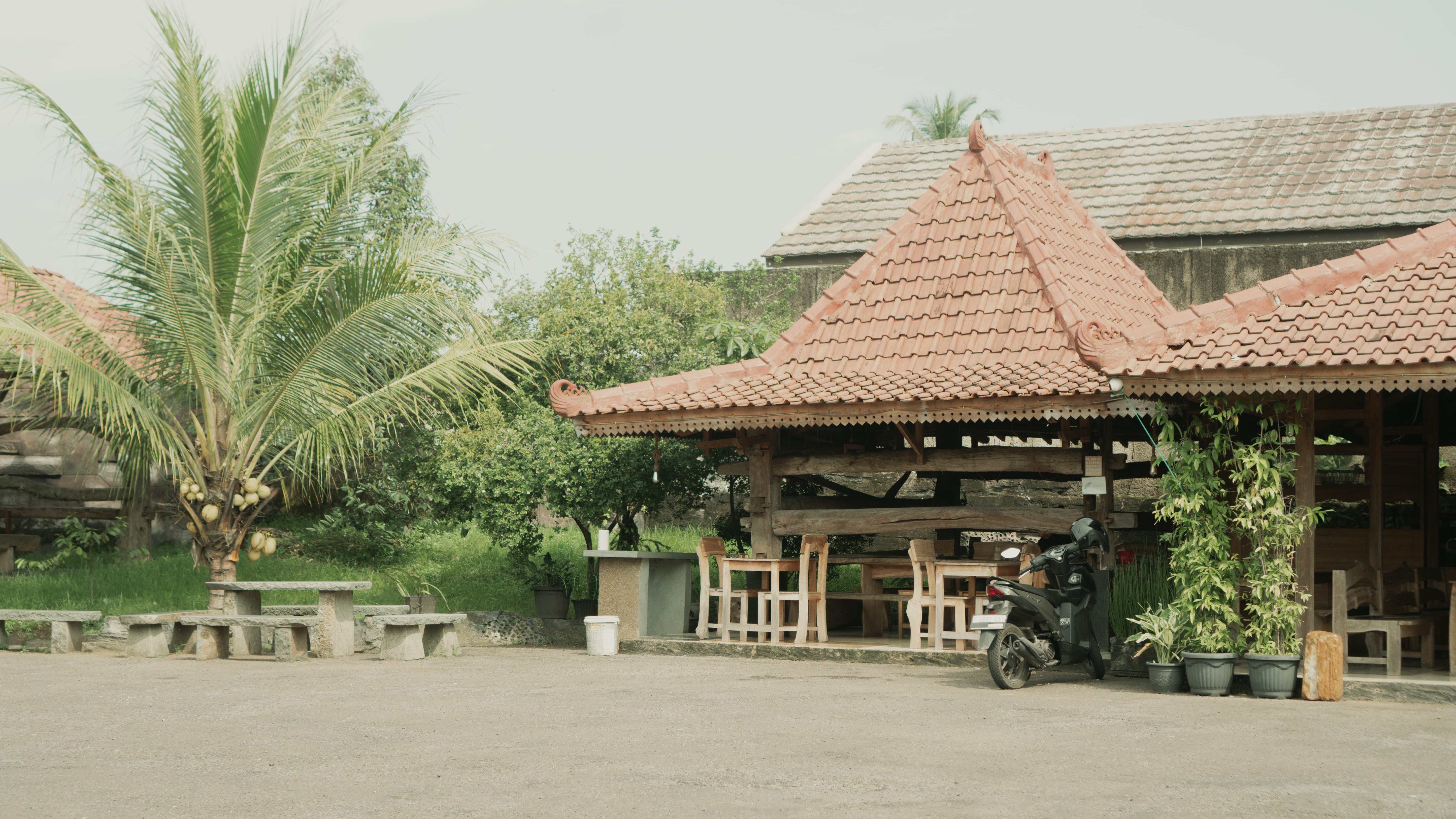 Tumaritis Property